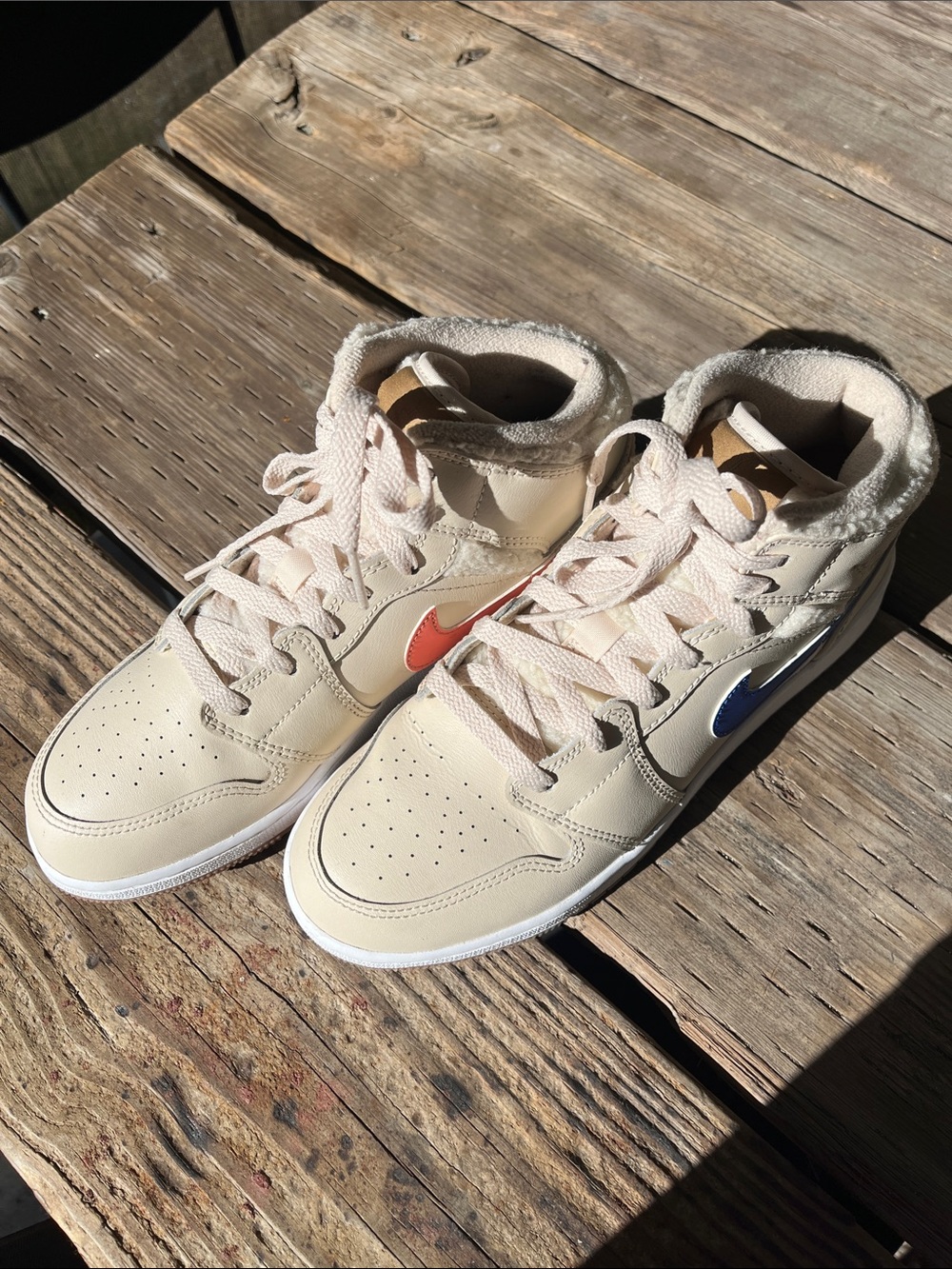 Nike Jordan 1 Mod Utility Fleece Pearl White/Dark Driftwood (GS)-Youth